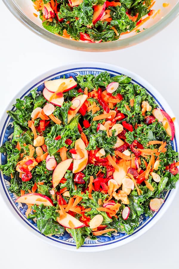 A kale salad recipe with sundried tomatoes • FOOD HEAL