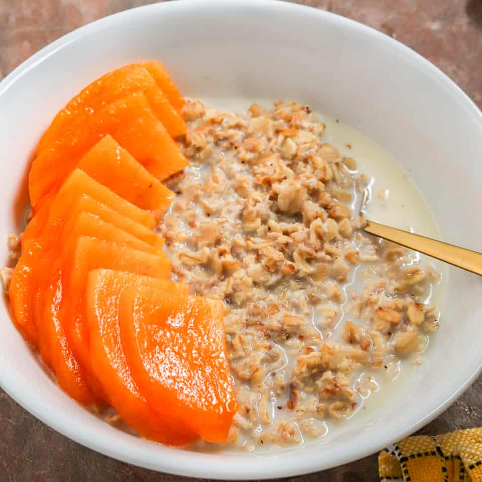 vegan overnight oats with persimmon fruit