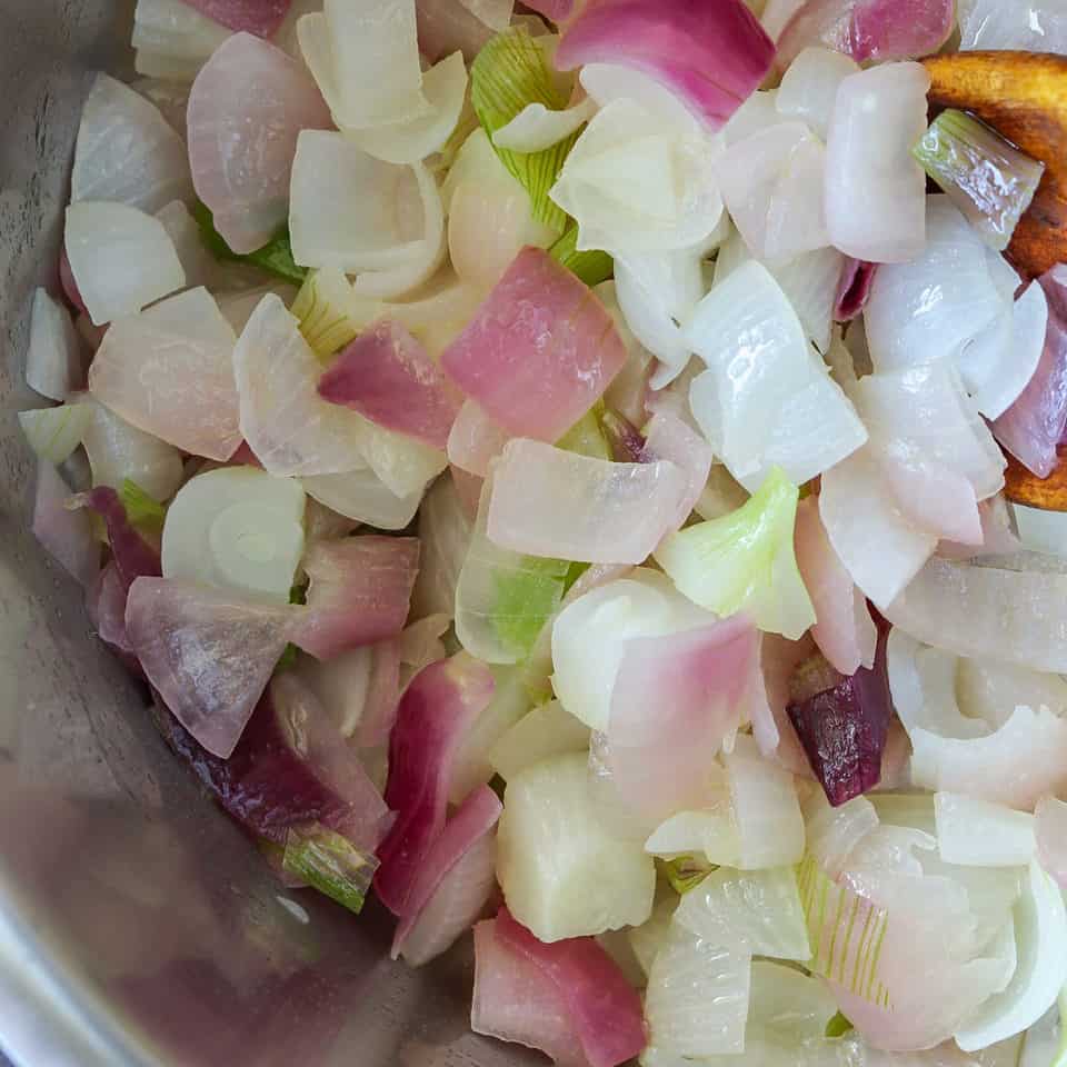 cooking fresh red onions