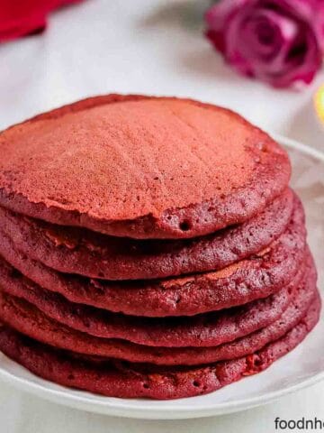 oatmeal pancakes with beets