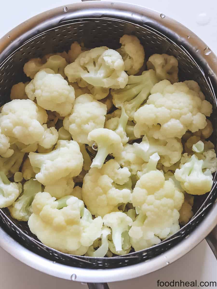 steamed cauliflower florets
