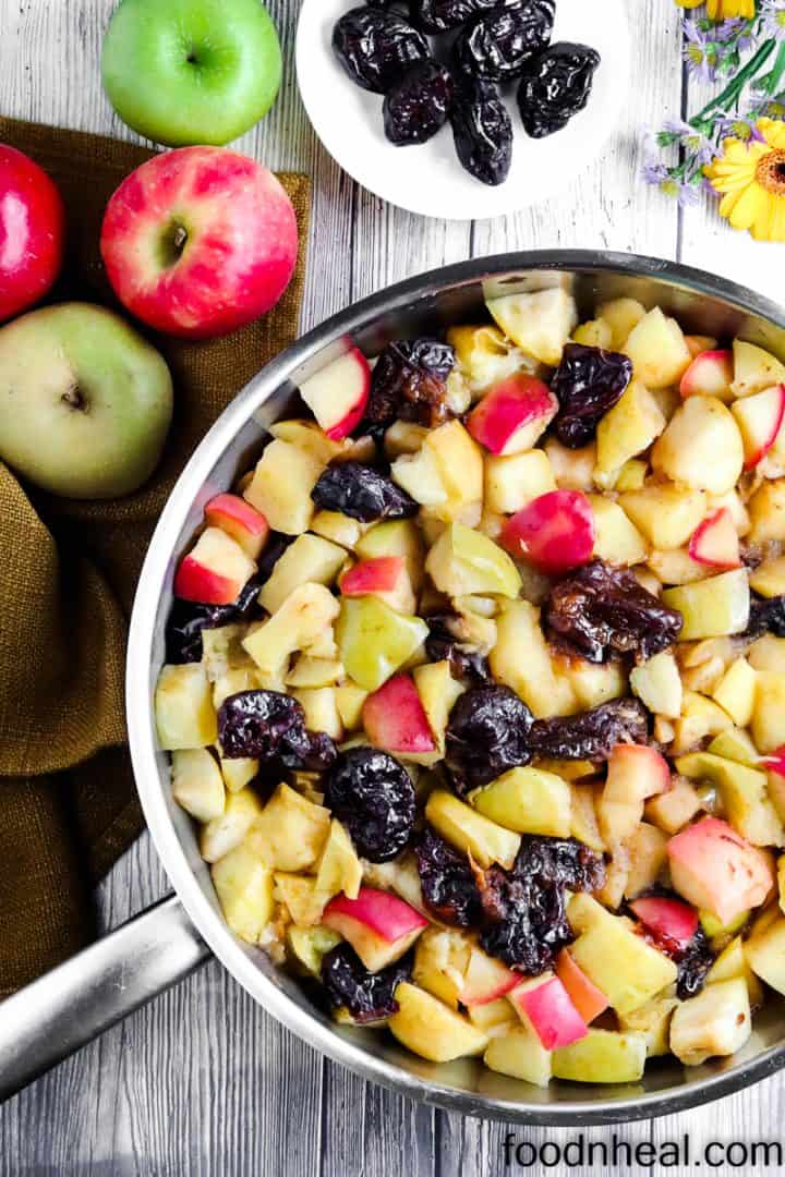 How to make delicious applesauce with prunes FOODHEAL